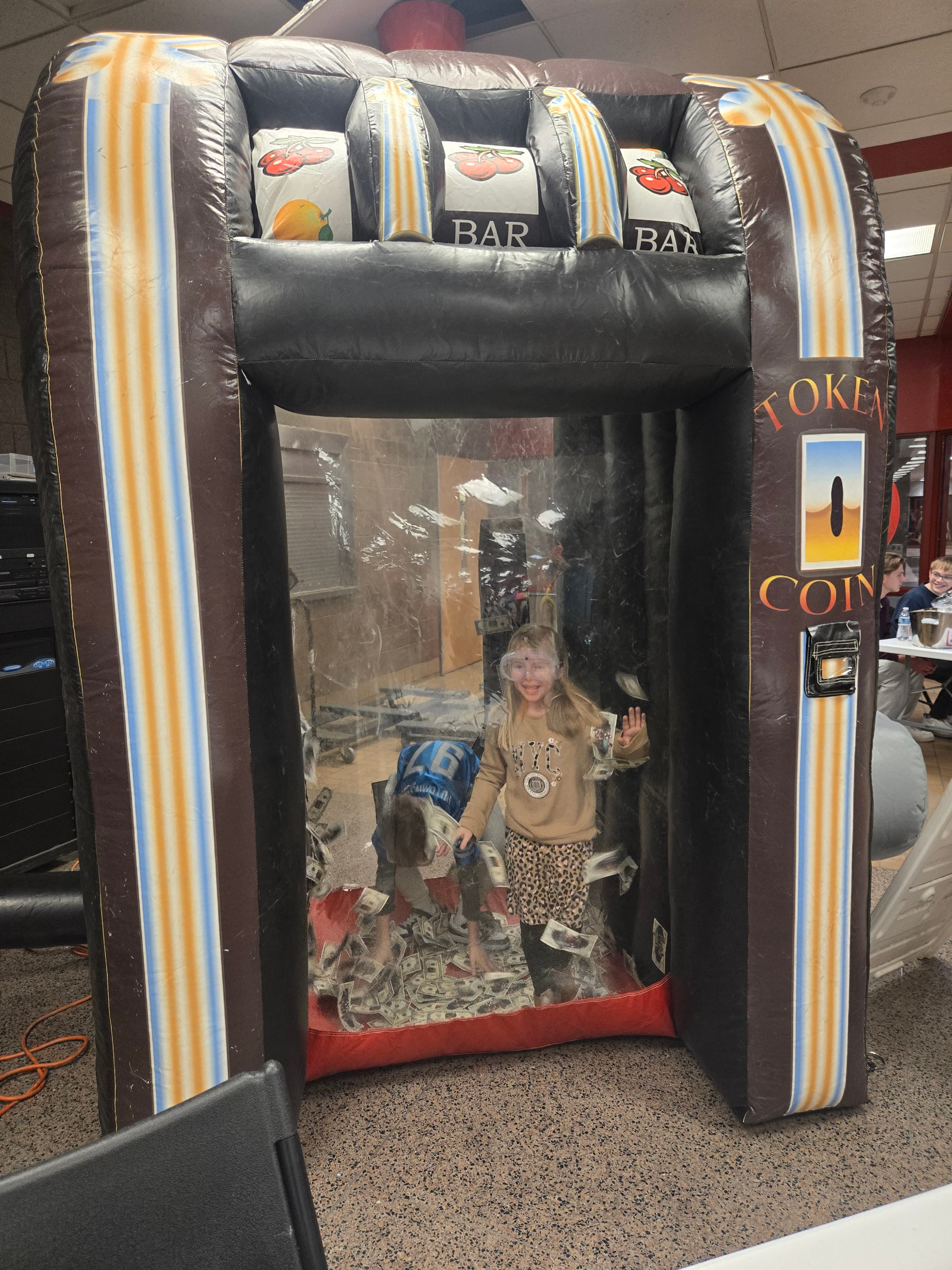 Cash Cube - Slot machine theme rental — BSA Events Metro Detroit